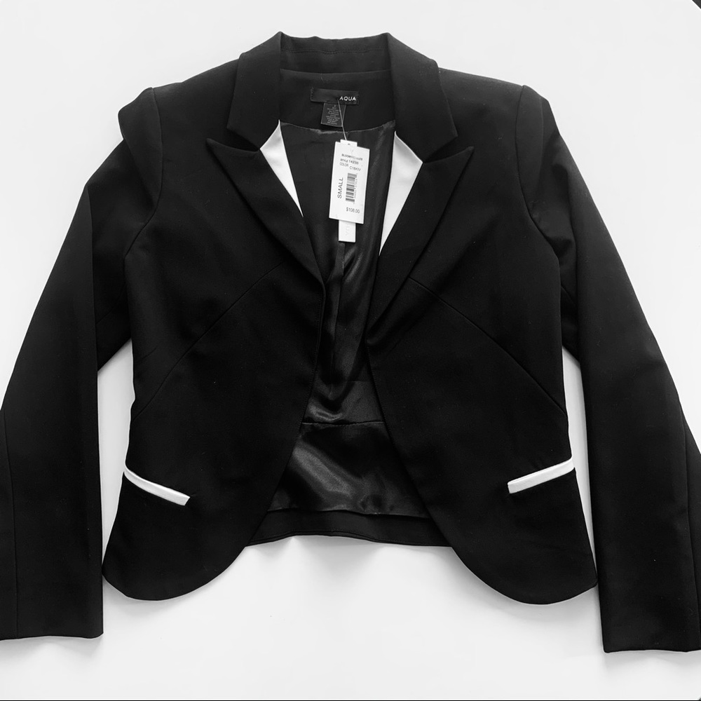 Tuxedo style cropped Aqua blazer, size S
